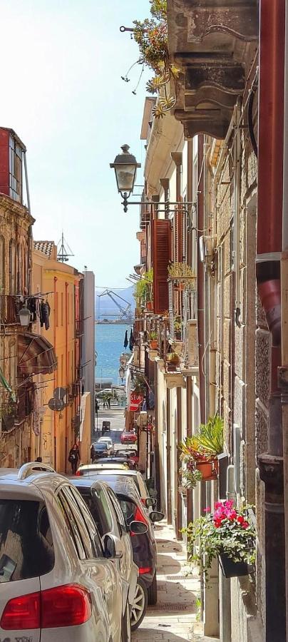 Almari Bed & Breakfast Cagliari Bagian luar foto