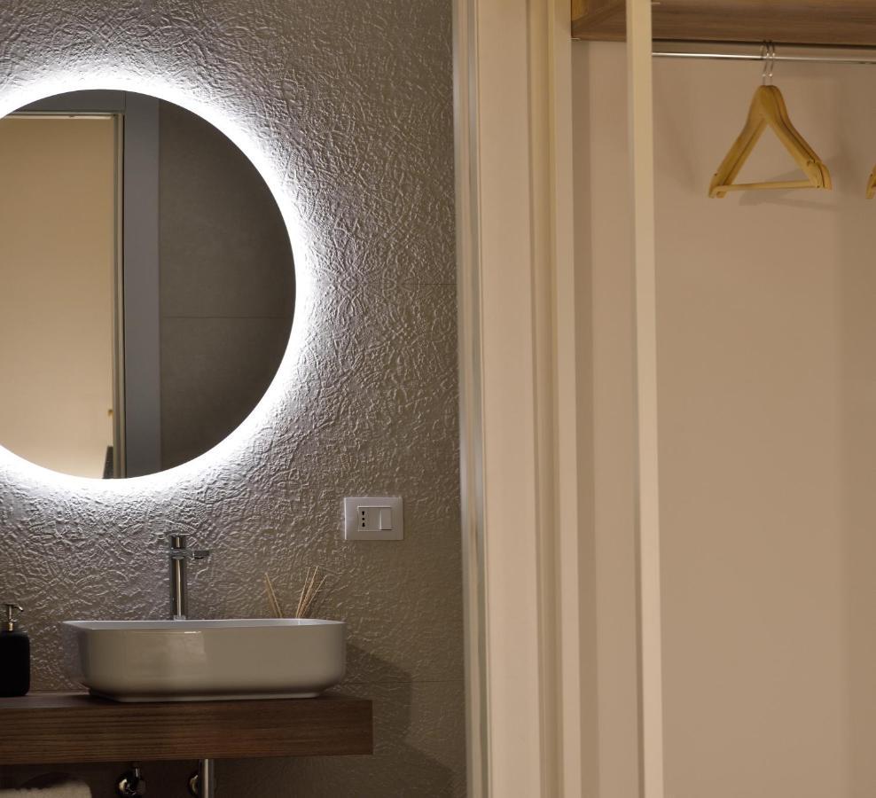 Almari Bed & Breakfast Cagliari Bagian luar foto